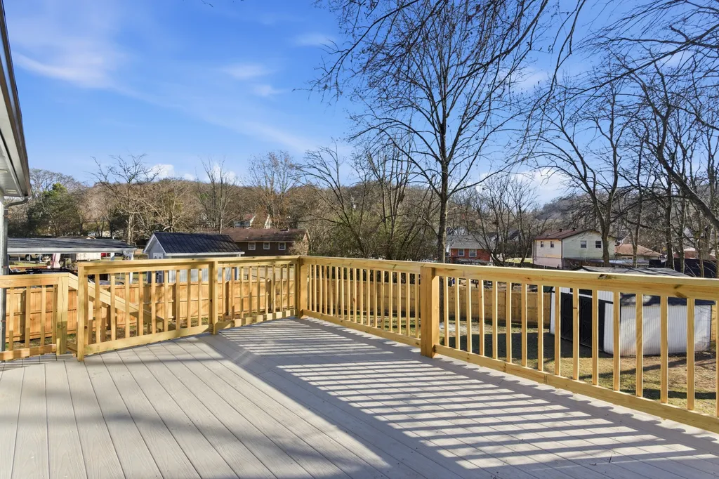 206 New Sawyer Brown Road Nashville TN 37221