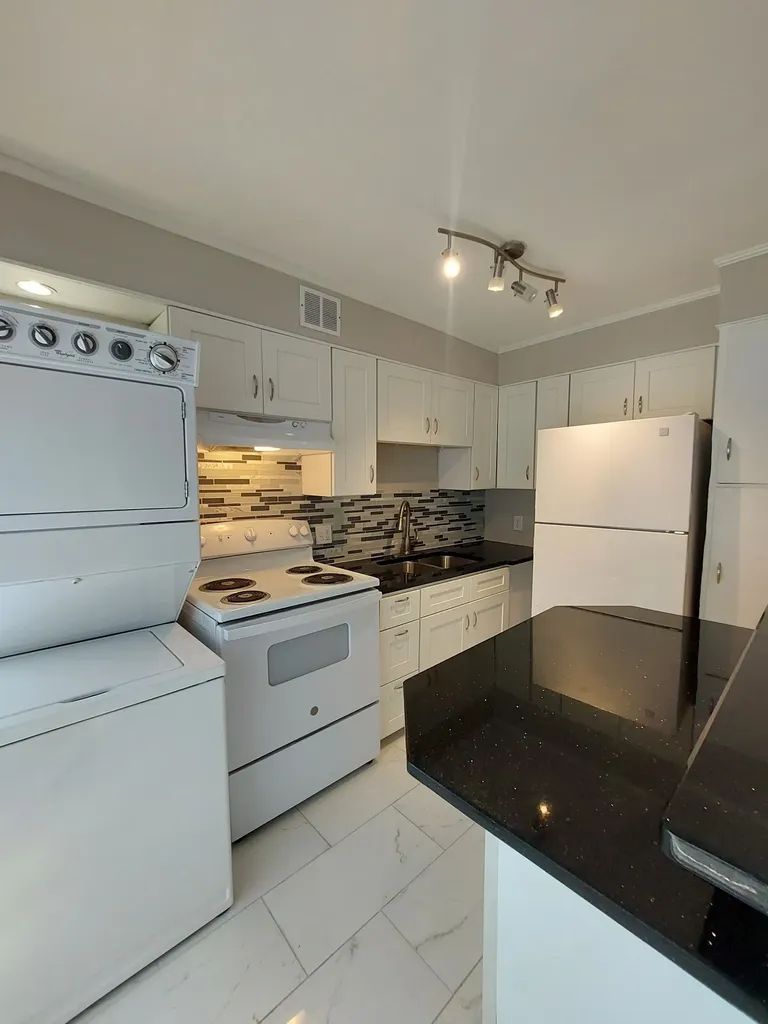 201 Acklen Park Drive Nashville TN 37203