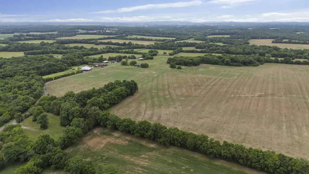 2784 Darnell Road Lewisburg TN 37091
