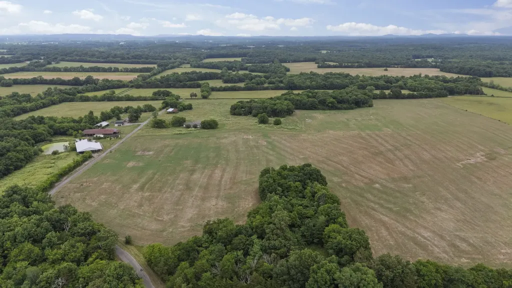 2784 Darnell Road Lewisburg TN 37091