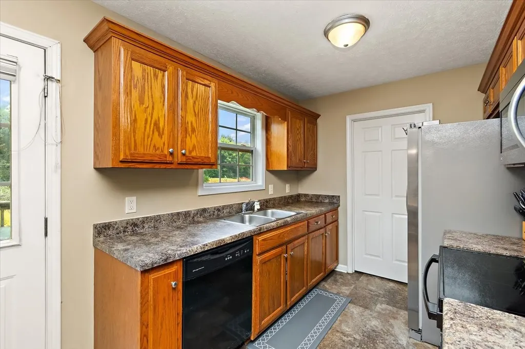 109 Anderson Creek Road Bell Buckle TN 37020