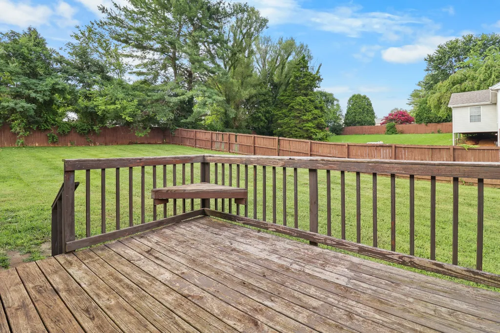 2301 Sherwood Hills Court Clarksville TN 37042