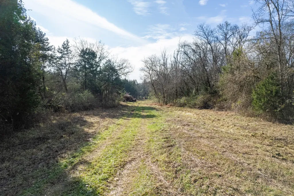 0 Pickle Road Culleoka TN 38451