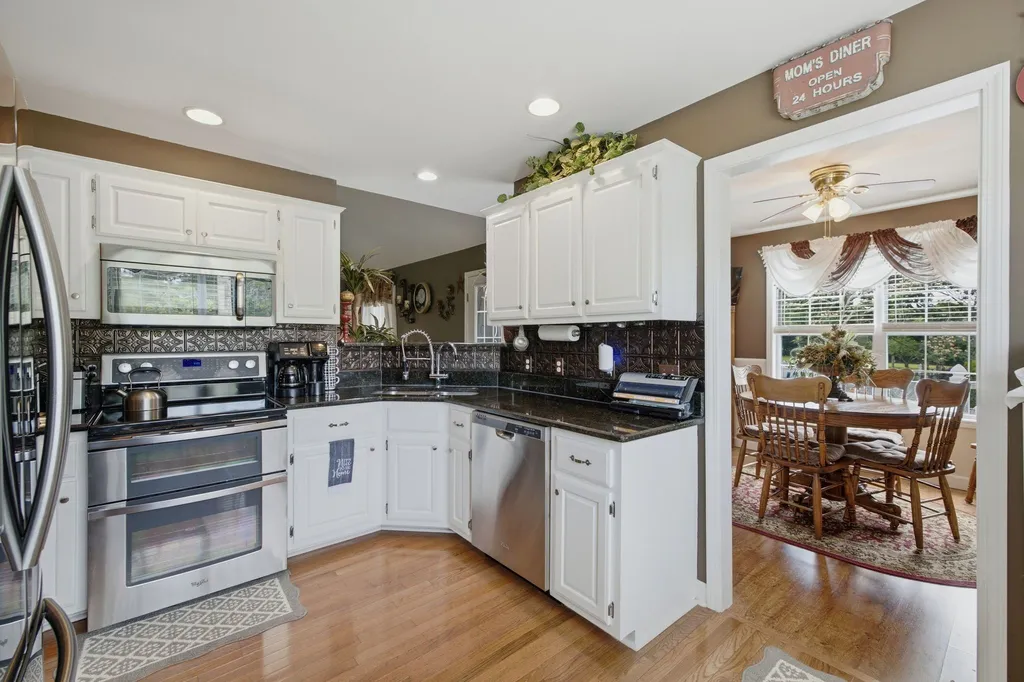 113 E Robertson Road Castalian Springs TN 37031