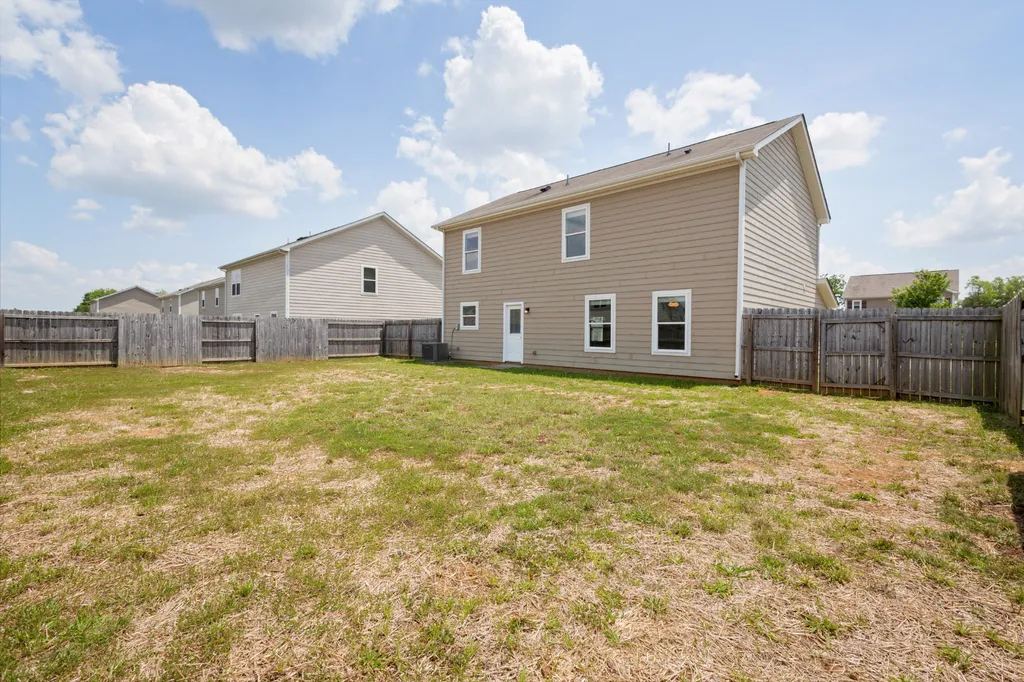 3217 Dizzy Dean Drive Murfreesboro TN 37128