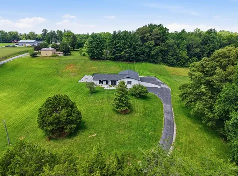 237 S Fork Road Sparta TN 38583
