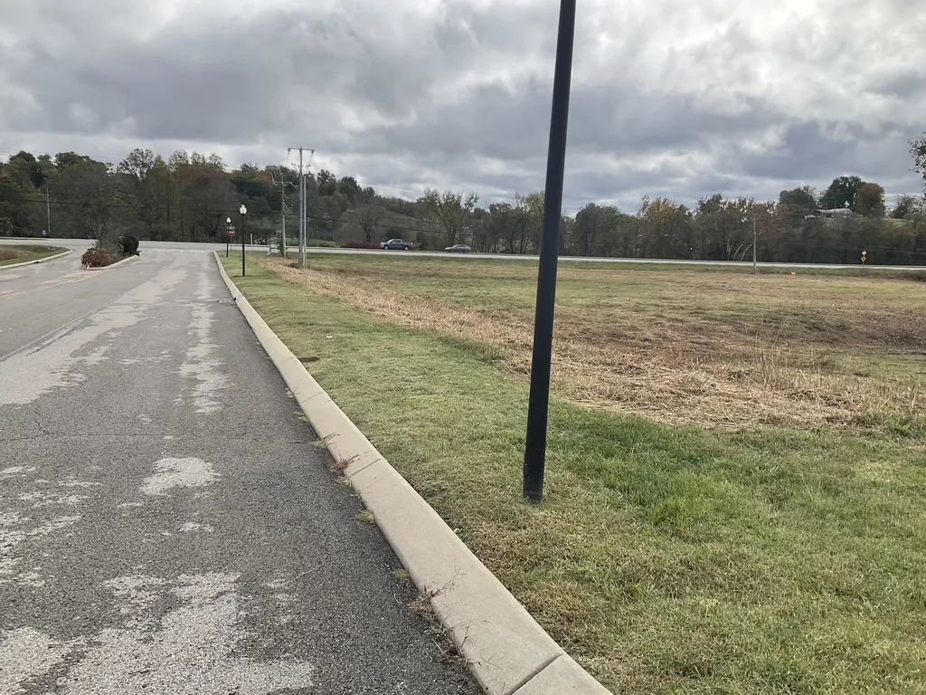 0 Nashville Highway Columbia TN 38401