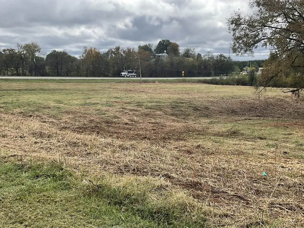 0 Nashville Highway Columbia TN 38401