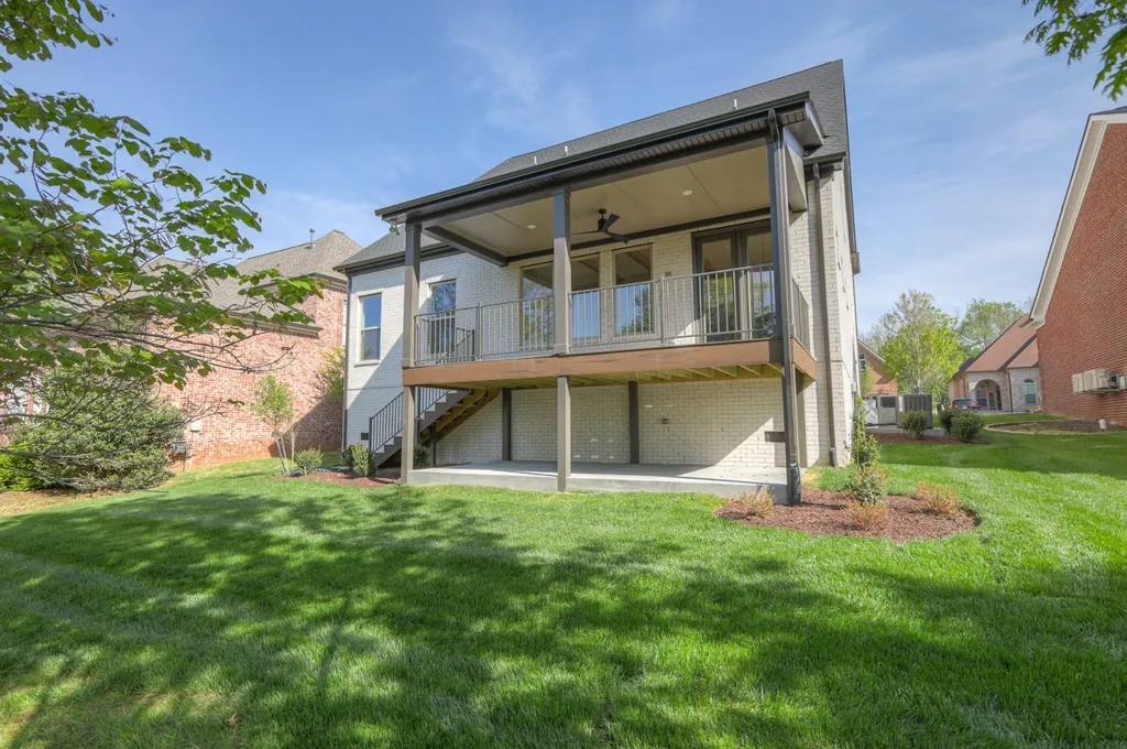 1087 Isaac Franklin Drive Gallatin TN 37066