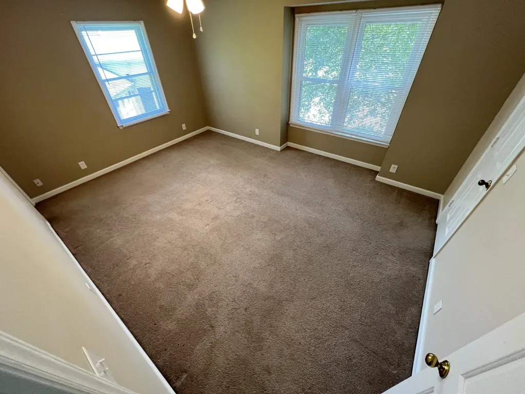 1002 Silver Point Drive Murfreesboro TN 37130
