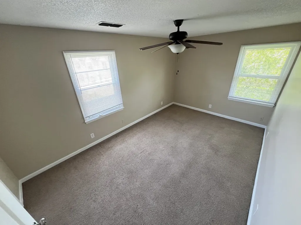 1002 Silver Point Drive Murfreesboro TN 37130