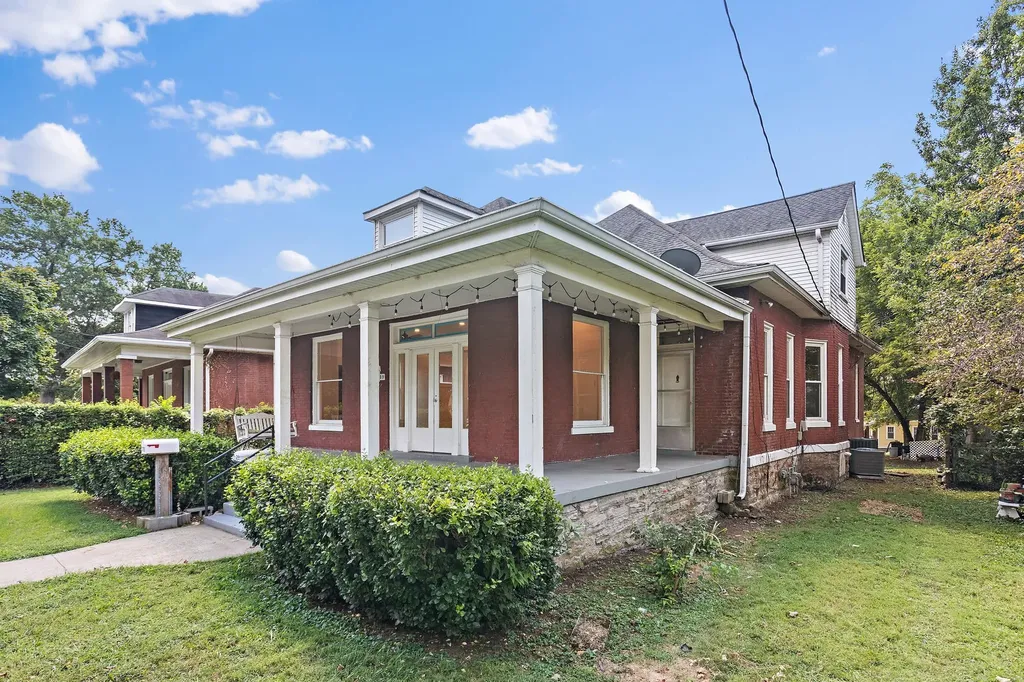 2109 Elliott Avenue Nashville TN 37204