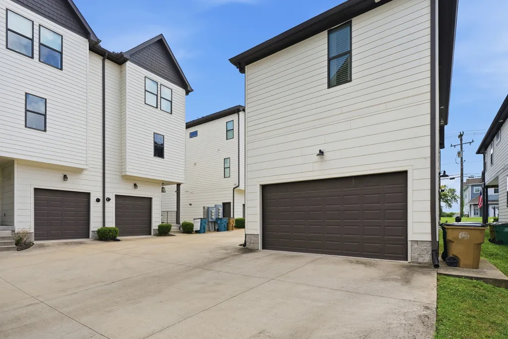 643 Vernon Avenue Nashville TN 37209