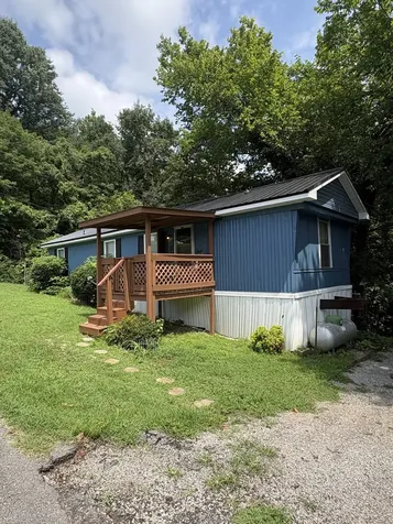 116 Landiss Avenue Cumberland City TN 37050