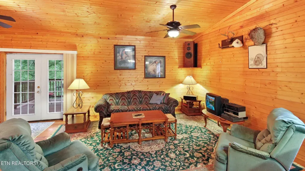 865 Ewing Road Spring City TN 37381