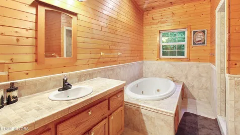 865 Ewing Road Spring City TN 37381