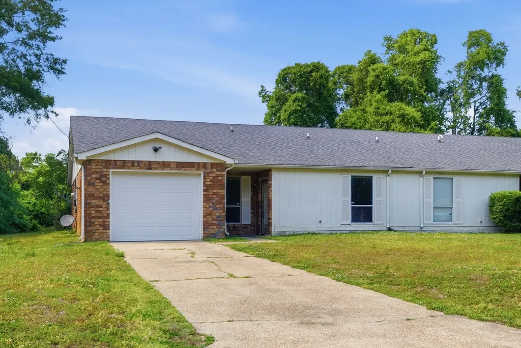 1440 E Cedar Lane Madison TN 37115