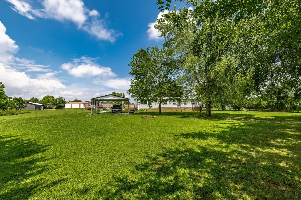 1027 Lbj Court Gallatin TN 37066