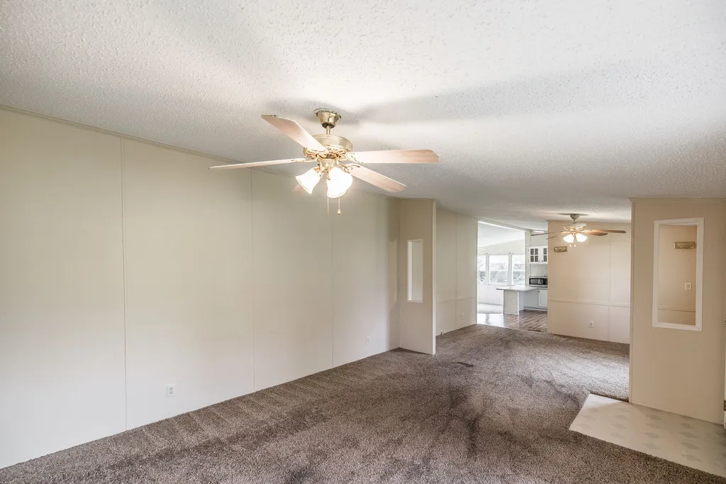 1027 Lbj Court Gallatin TN 37066