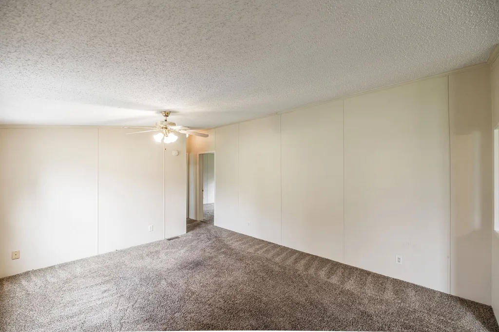 1027 Lbj Court Gallatin TN 37066