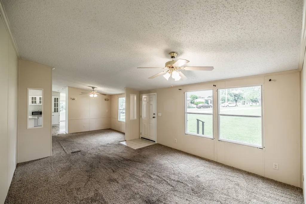 1027 Lbj Court Gallatin TN 37066
