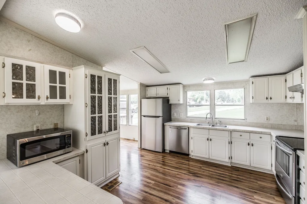 1027 Lbj Court Gallatin TN 37066