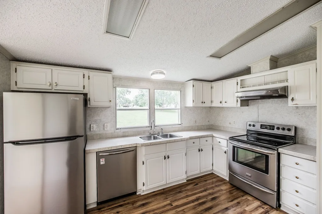 1027 Lbj Court Gallatin TN 37066