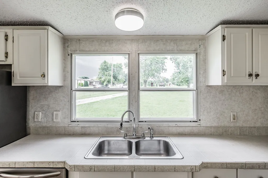 1027 Lbj Court Gallatin TN 37066