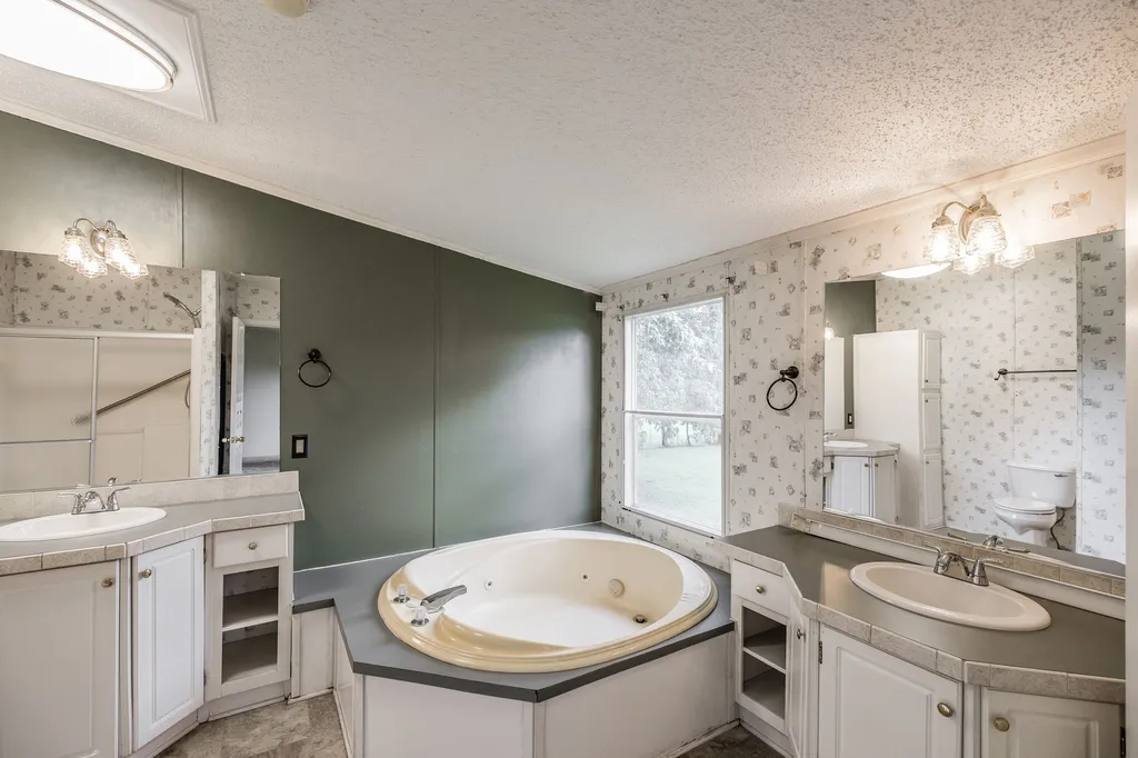 1027 Lbj Court Gallatin TN 37066