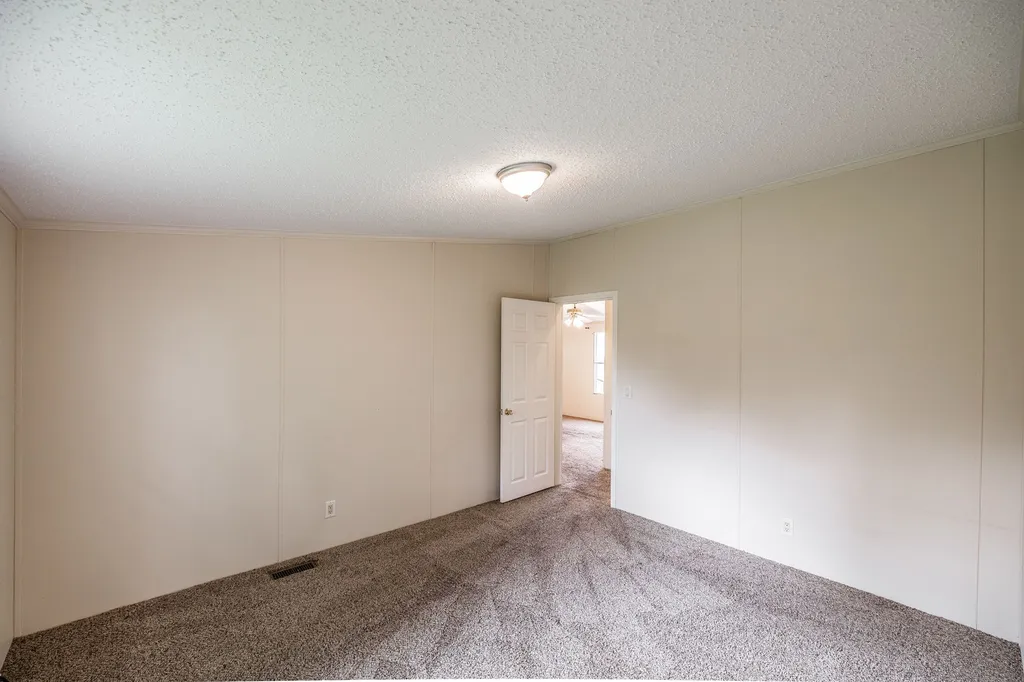 1027 Lbj Court Gallatin TN 37066