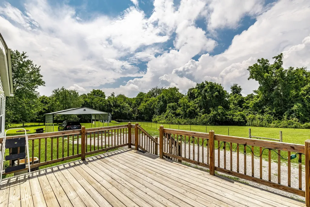 1027 Lbj Court Gallatin TN 37066