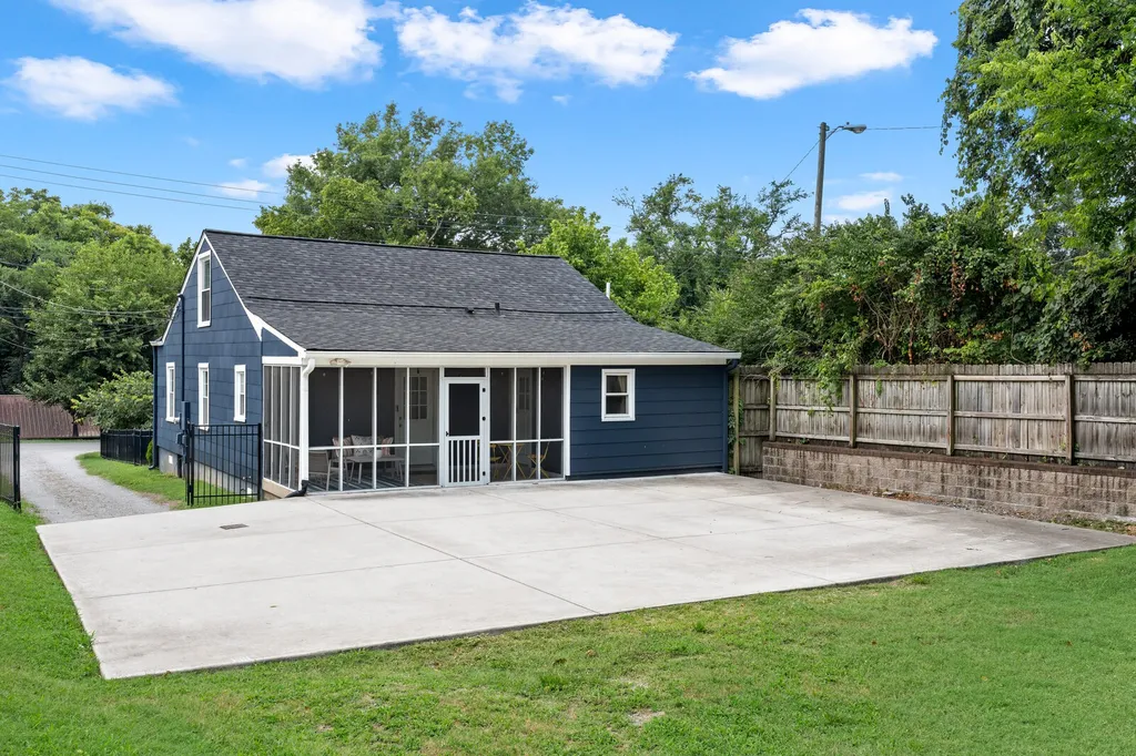 1241 Ardee Avenue Nashville TN 37216