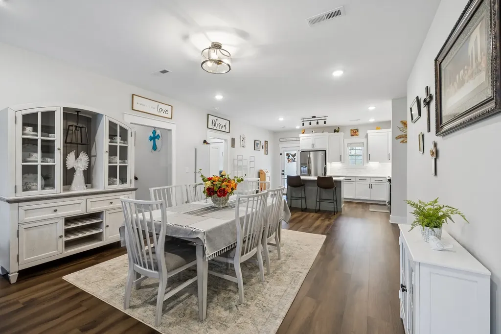 2037 W Lincoln Street Tullahoma TN 37388