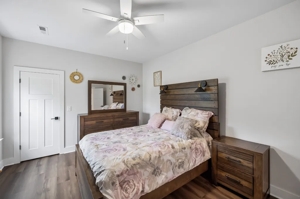 2037 W Lincoln Street Tullahoma TN 37388