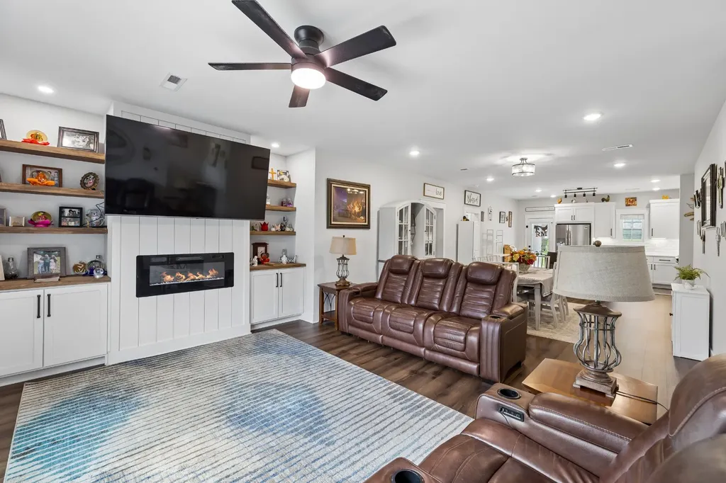 2037 W Lincoln Street Tullahoma TN 37388