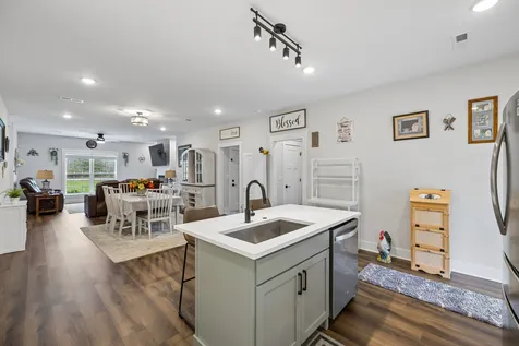 2037 W Lincoln Street Tullahoma TN 37388