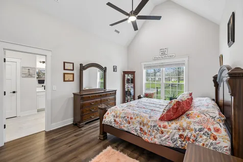 2037 W Lincoln Street Tullahoma TN 37388