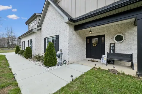 2037 W Lincoln Street Tullahoma TN 37388
