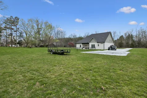 2037 W Lincoln Street Tullahoma TN 37388