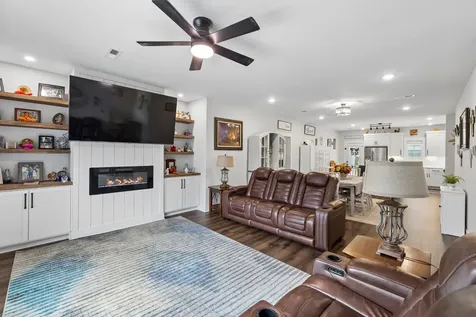 2037 W Lincoln Street Tullahoma TN 37388