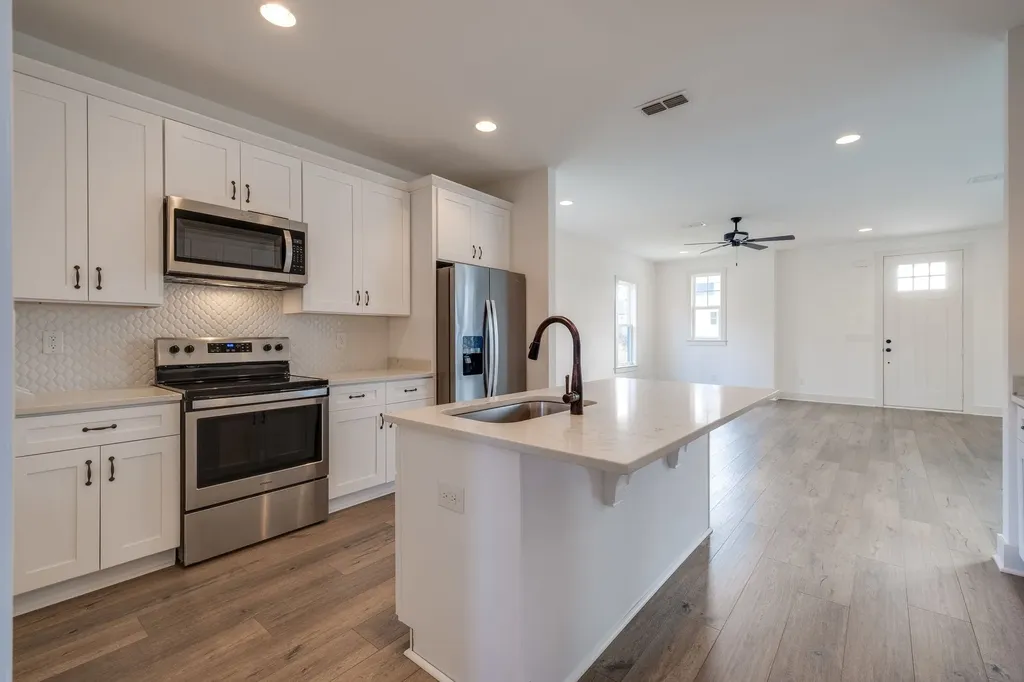6116B Robertson Avenue Nashville TN 37209