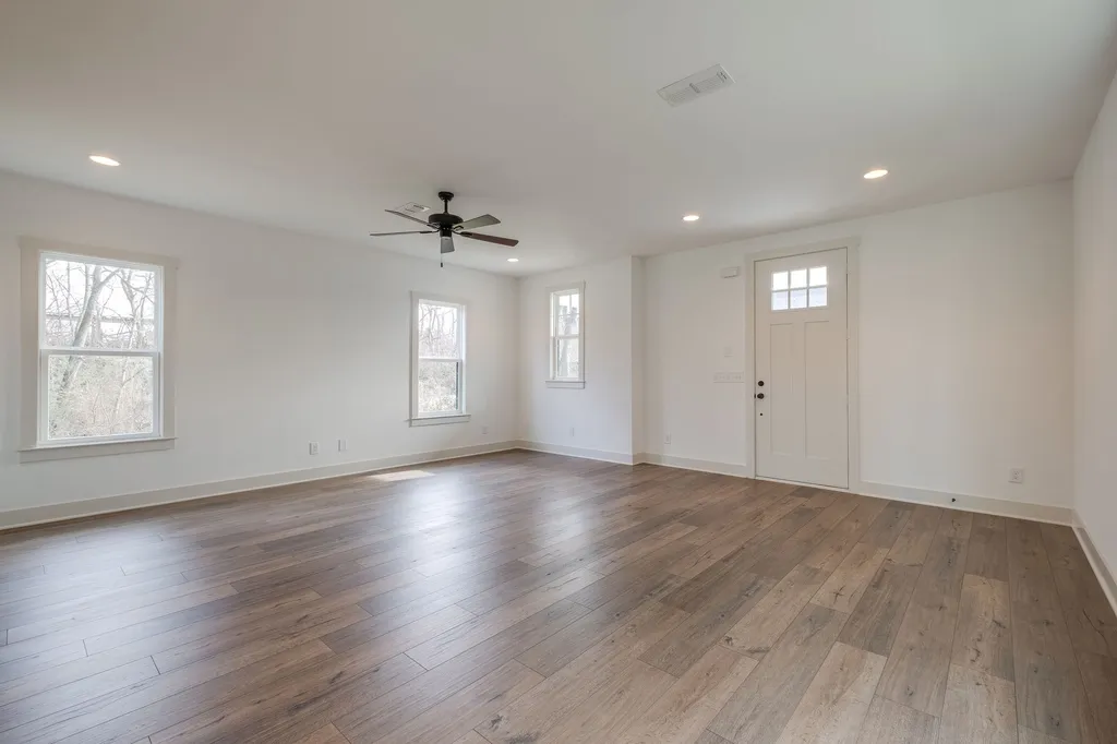 6116B Robertson Avenue Nashville TN 37209