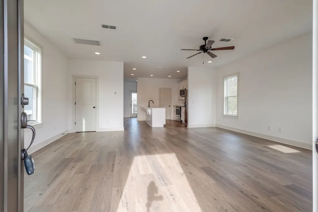 6116B Robertson Avenue Nashville TN 37209
