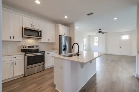 6116B Robertson Avenue Nashville TN 37209