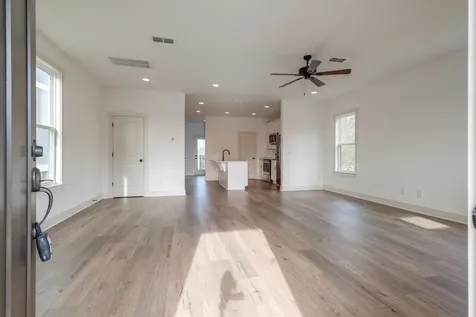 6116B Robertson Avenue Nashville TN 37209