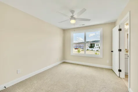 1926 Gracie Bug Loop Murfreesboro TN 37128