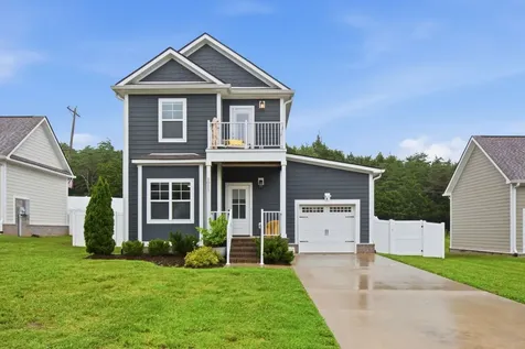 1011 Sycamore Rdg, E Burns TN 37029