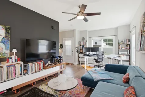 1011 Sycamore Rdg, E Burns TN 37029