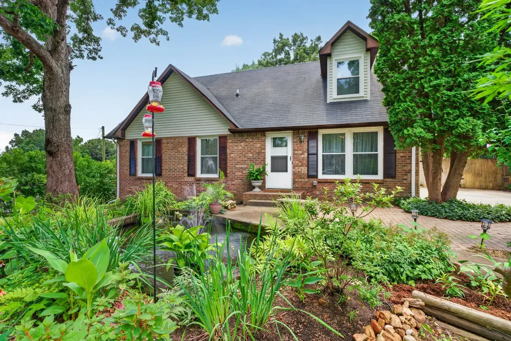 410 Spencer Lane Clarksville TN 37042
