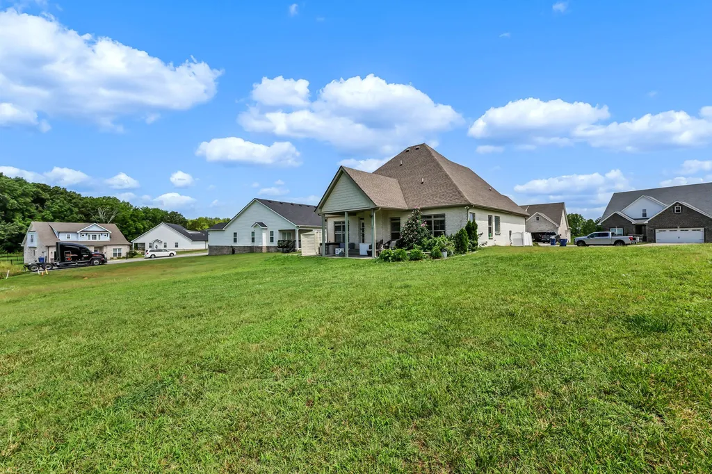 1582 Hereford Boulevard Clarksville TN 37043